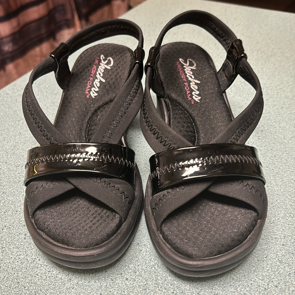 Skechers memory foam women’s high heel sandals